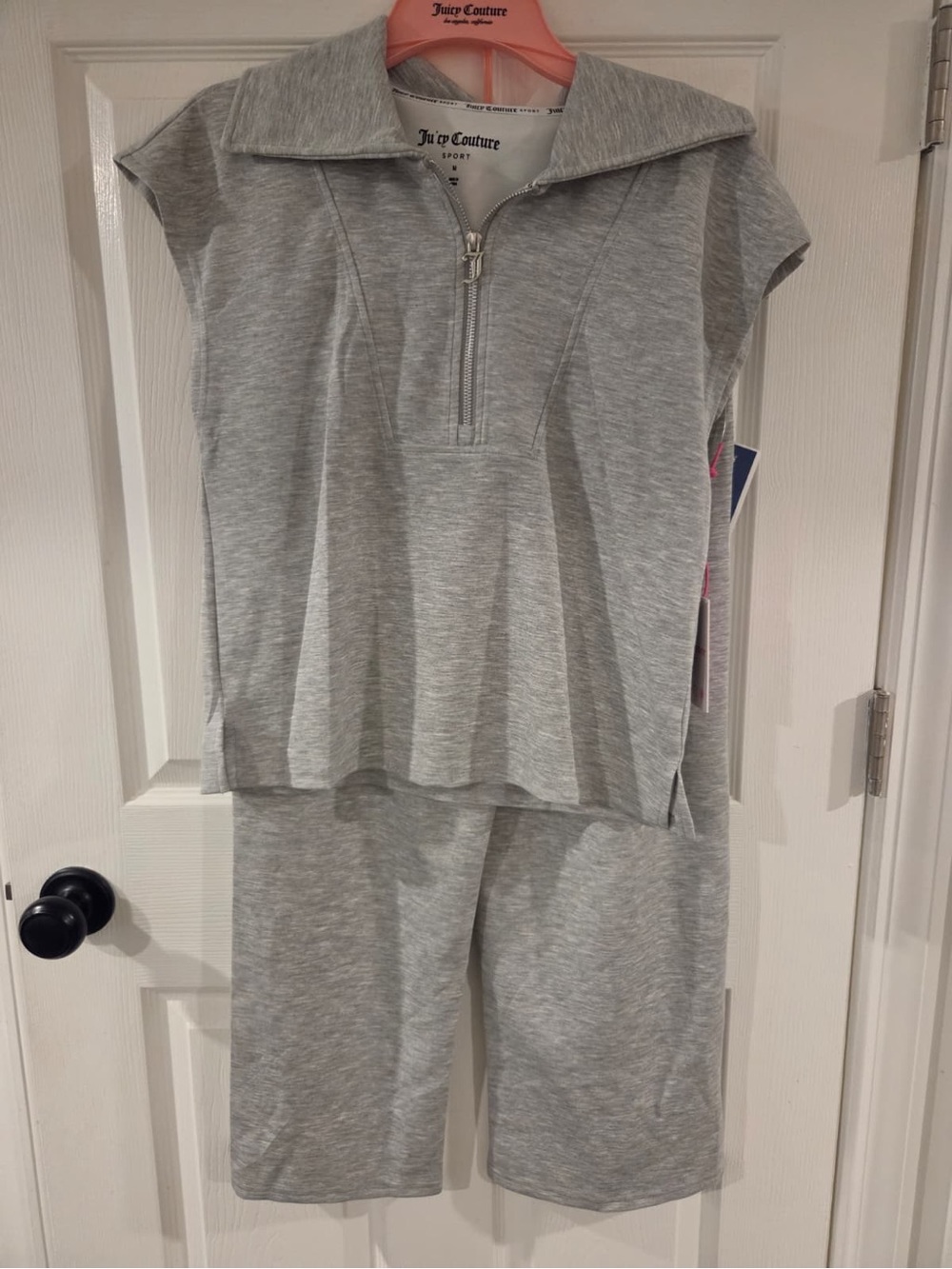 Juicy Couture Heather Gray Lounge Capri Set